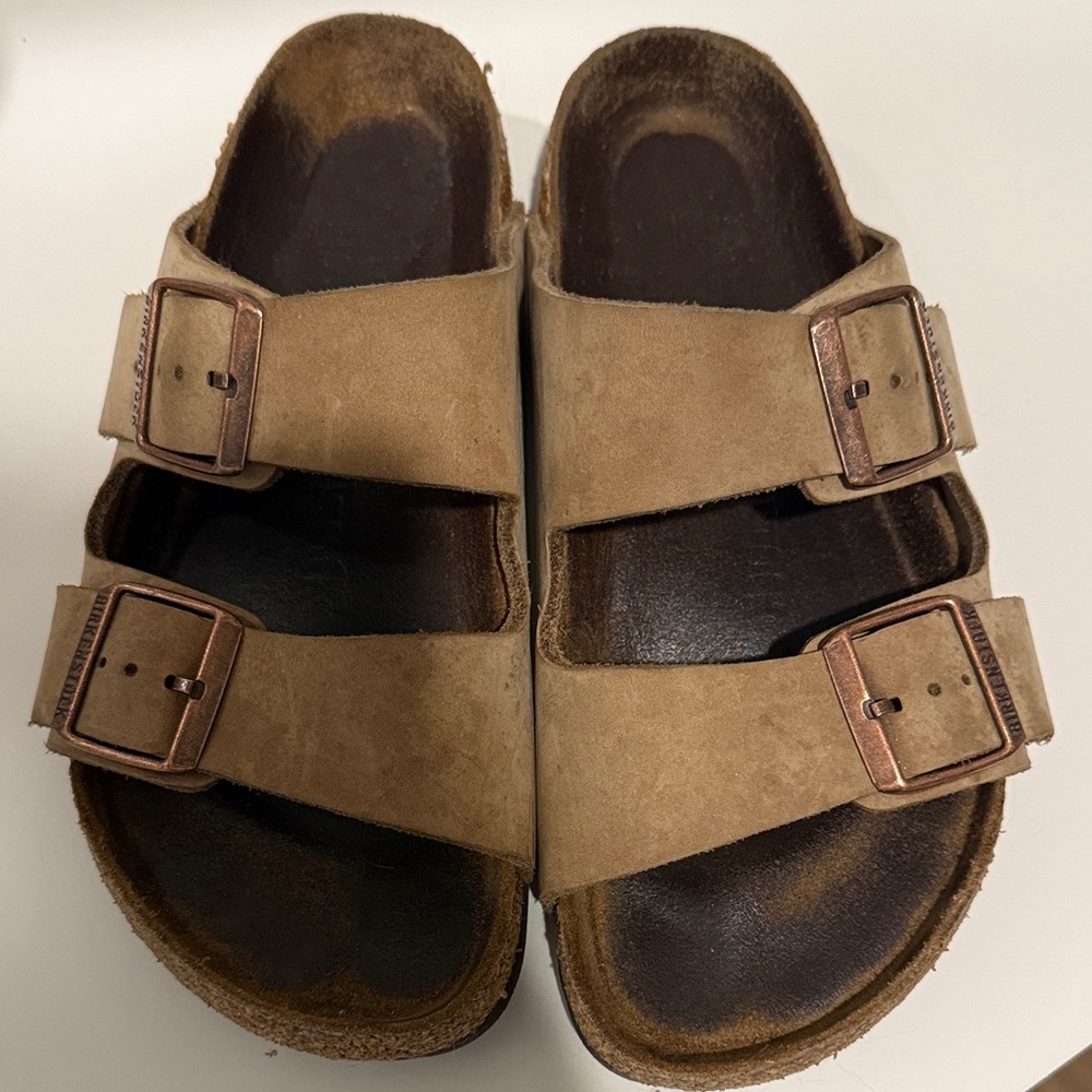 Birkenstock Arizona size 7